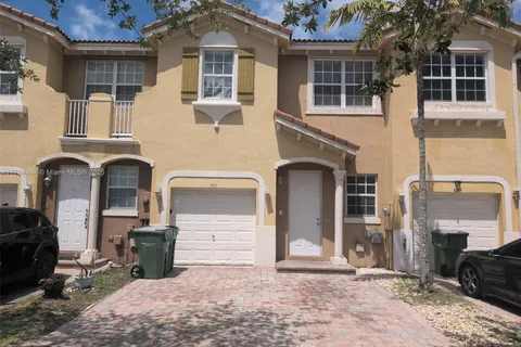 430 NE 21st Ave, Homestead FL 33033