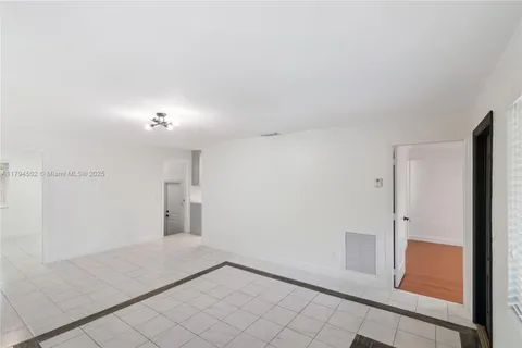 6330 SW 27th St # 0, Miami FL 33155