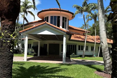 10600 SW 69th Ave, Pinecrest FL 33156