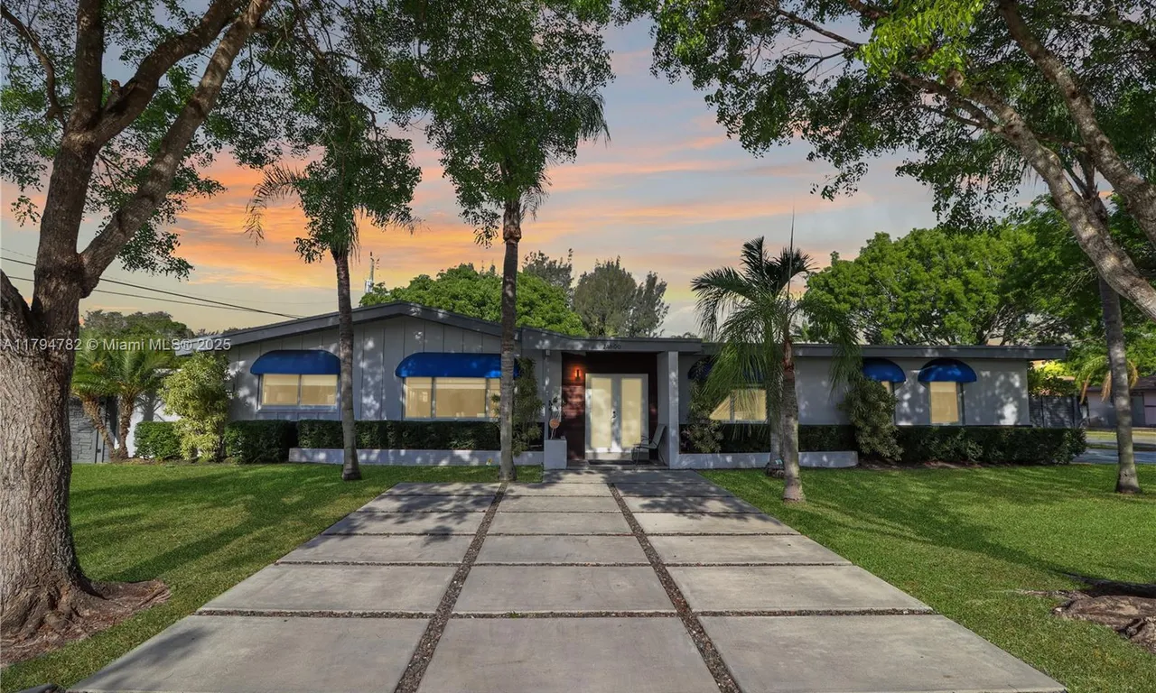 14600 SW 87th Ct, Palmetto Bay FL 33176