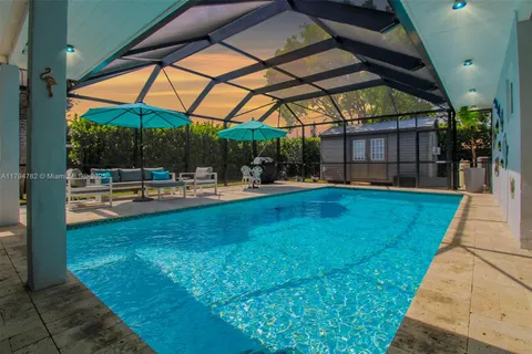 14600 SW 87th Ct, Palmetto Bay FL 33176