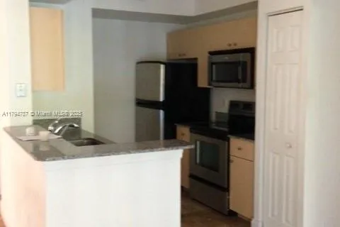 2549 Centergate Dr # 204, Miramar FL 33025