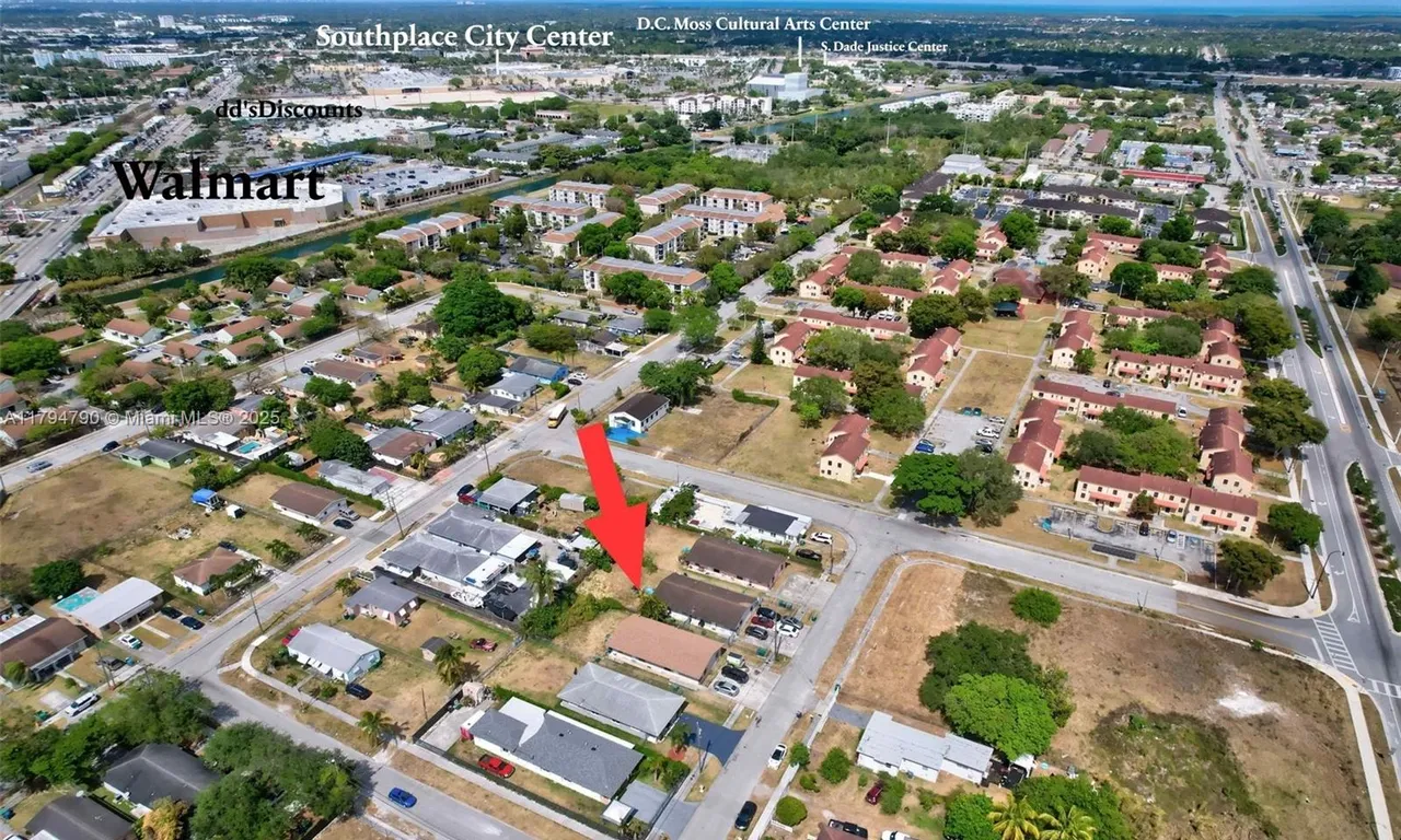 11465 SW 215th St, Miami FL 33189