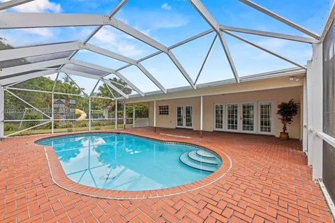 7640 NW 6th Ct, Plantation FL 33324