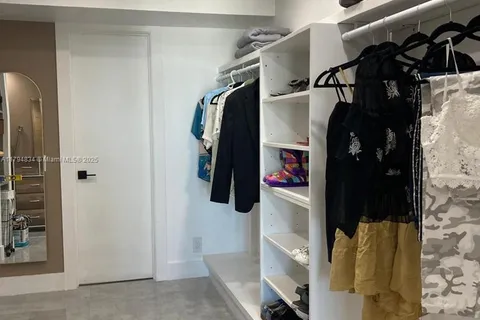 2903 N Miami Beach Blvd # 1003, North Miami Beach FL 33160