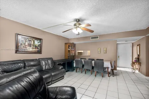 8500 SW 133rd Ave Rd # 208, Miami FL 33183
