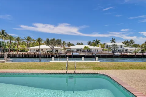 3080 NE 42nd St, Fort Lauderdale FL 33308