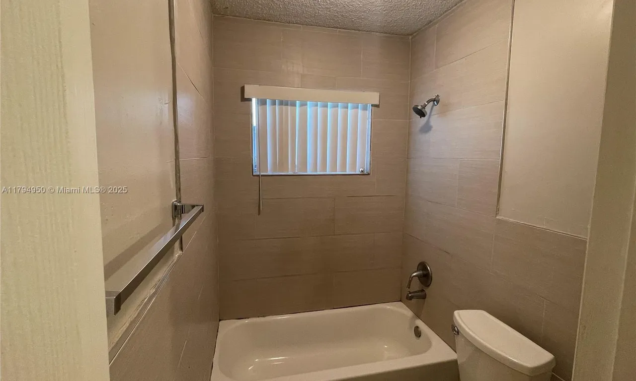 716 SW 16th Ave # 2, Fort Lauderdale FL 33312