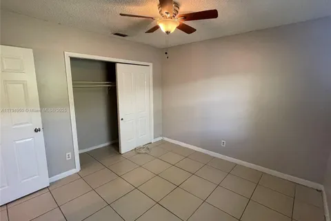 716 SW 16th Ave # 2, Fort Lauderdale FL 33312