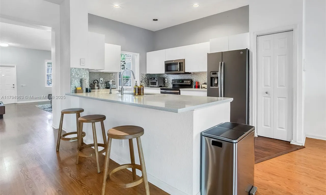 4458 Stone Ridge Way, Weston FL 33331
