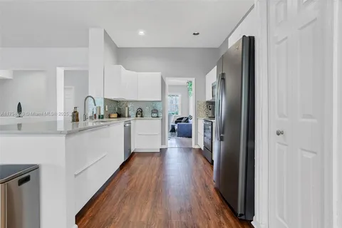 4458 Stone Ridge Way, Weston FL 33331