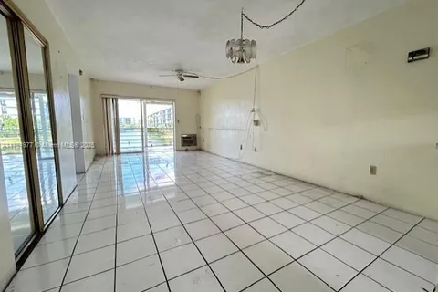 285 NE 191st St # 2923, Miami FL 33179