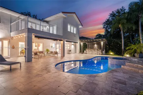20230 NW 7th St, Pembroke Pines FL 33029