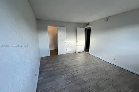 4160 NW 21st St # A, Lauderhill FL 33313