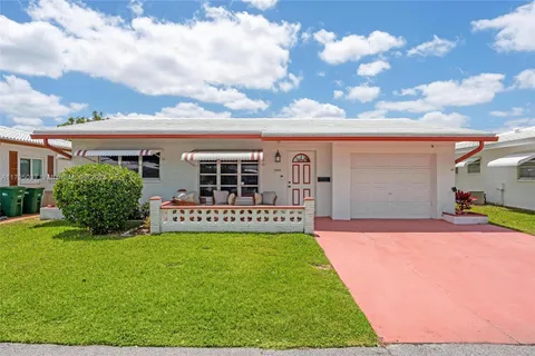 5803 NW 84th Ave, Tamarac FL 33321