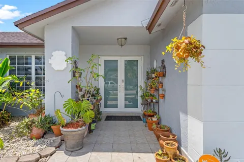13842 SW 285th St, Homestead FL 33033