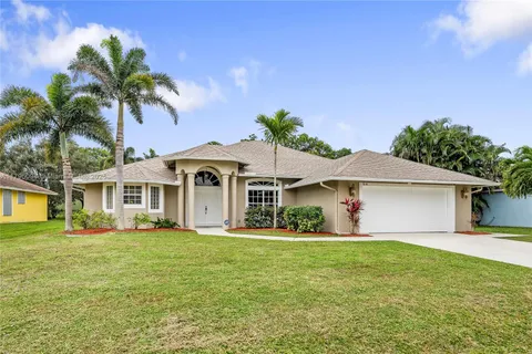 614 SW Twig Ave, Port St. Lucie FL 34983