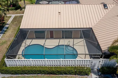 5926 Golden Eagle Cir, Palm Beach Gardens FL 33418