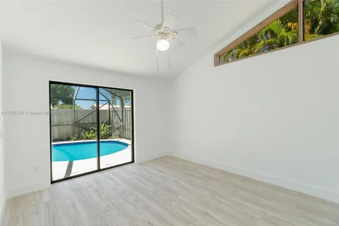 5926 Golden Eagle Cir, Palm Beach Gardens FL 33418