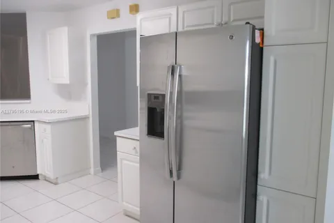 4112 Pine Ridge Ln, Weston FL 33331