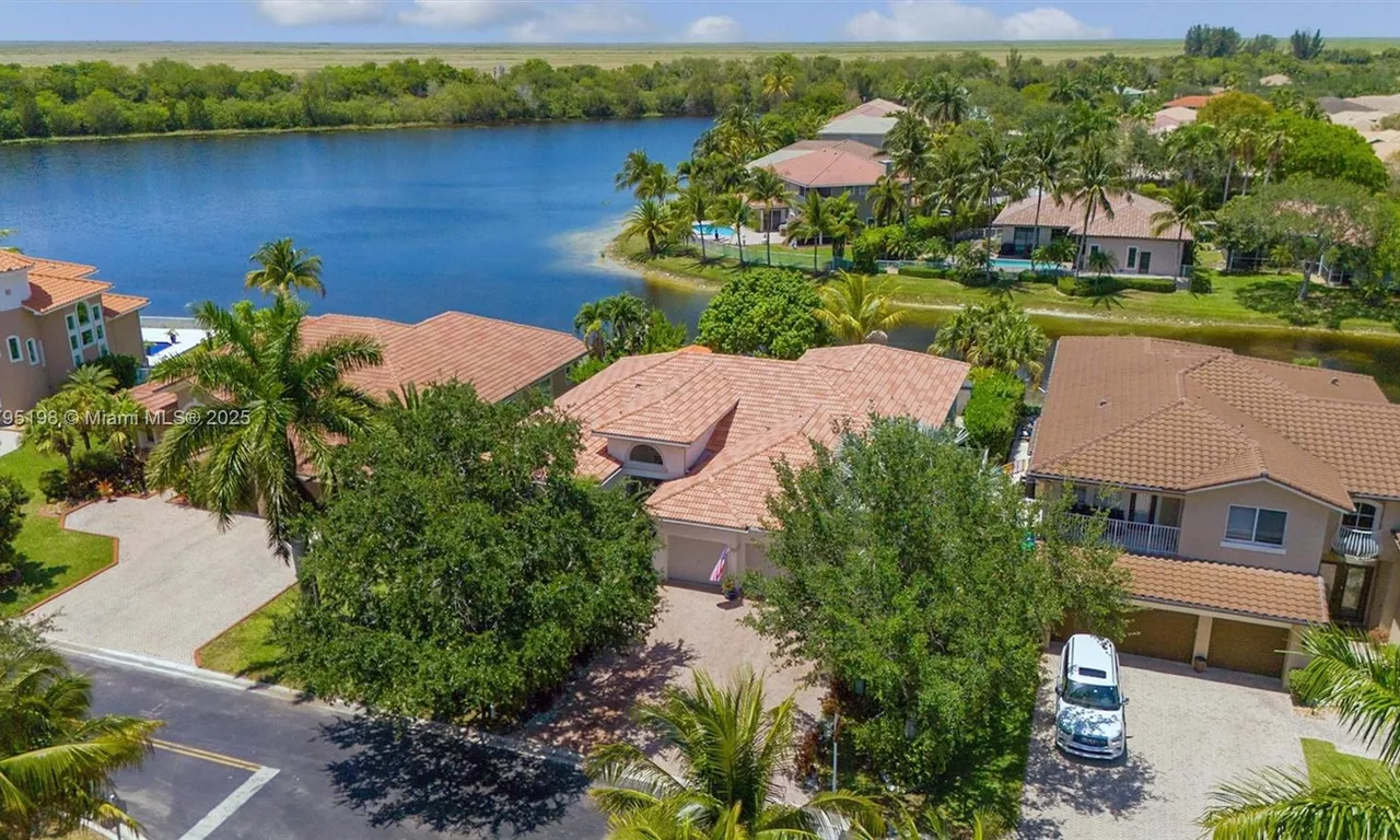 12307 NW 49th St, Coral Springs FL 33076