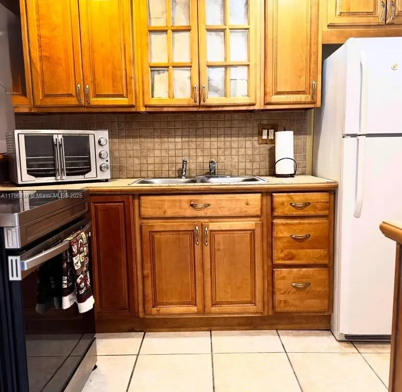 20520 NW 15th Ave # 122, Miami Gardens FL 33169