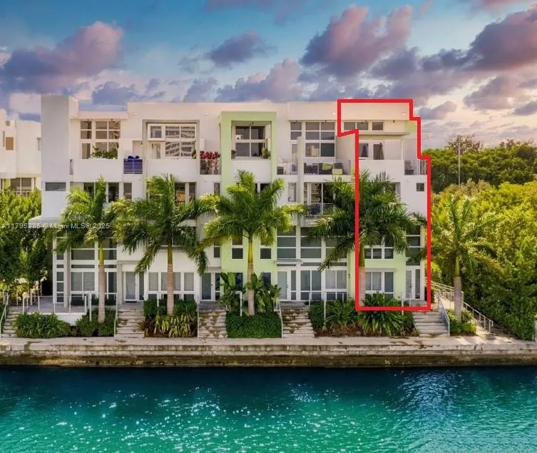 101 N Shore Dr, Miami Beach FL 33141