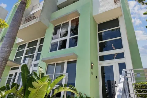 101 N Shore Dr, Miami Beach FL 33141