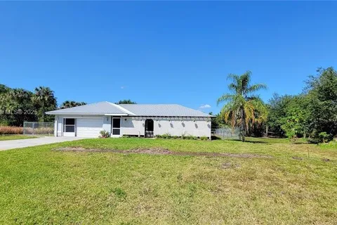 3054 NE Beechwood Cir, La Belle FL 33935