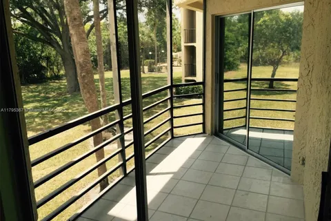 3100 Riverside Dr # 210, Coral Springs FL 33065