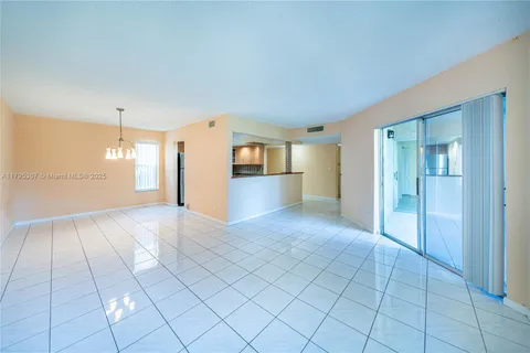 3100 Riverside Dr # 210, Coral Springs FL 33065
