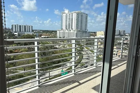 1830 Radius Dr # 915, Hollywood FL 33020