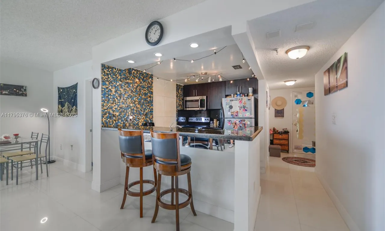 800 N Miami Ave # 809, Miami FL 33136