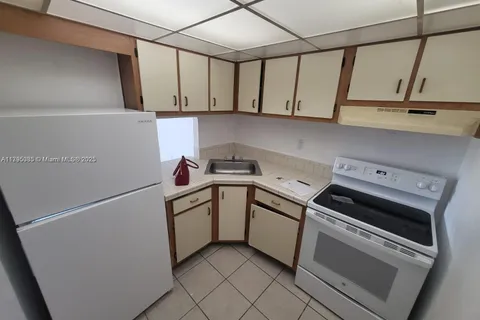 801 NW 47th Ave # 808W, Miami FL 33126