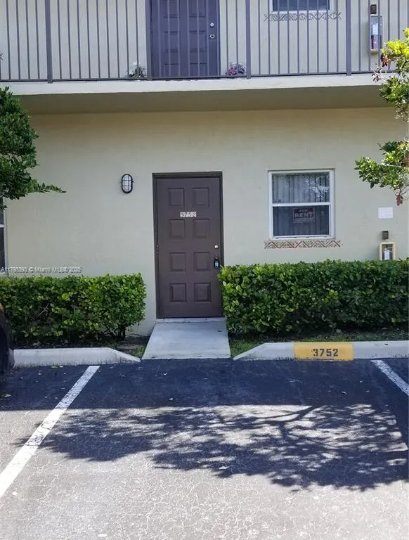 3752 NW 91 LN # 3752, Sunrise FL 33351