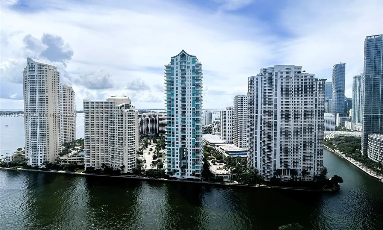 325 S Biscayne Blvd # 2917, Miami FL 33131