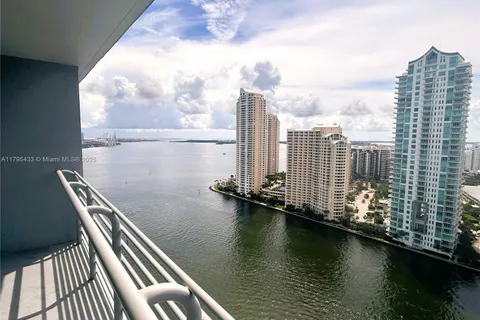 325 S Biscayne Blvd # 2917, Miami FL 33131