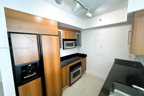 325 S Biscayne Blvd # 2917, Miami FL 33131