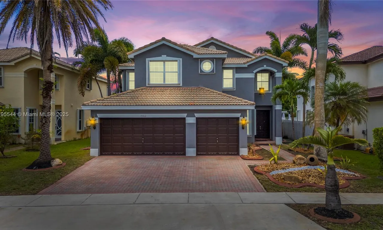15862 SW 24th St, Miramar FL 33027