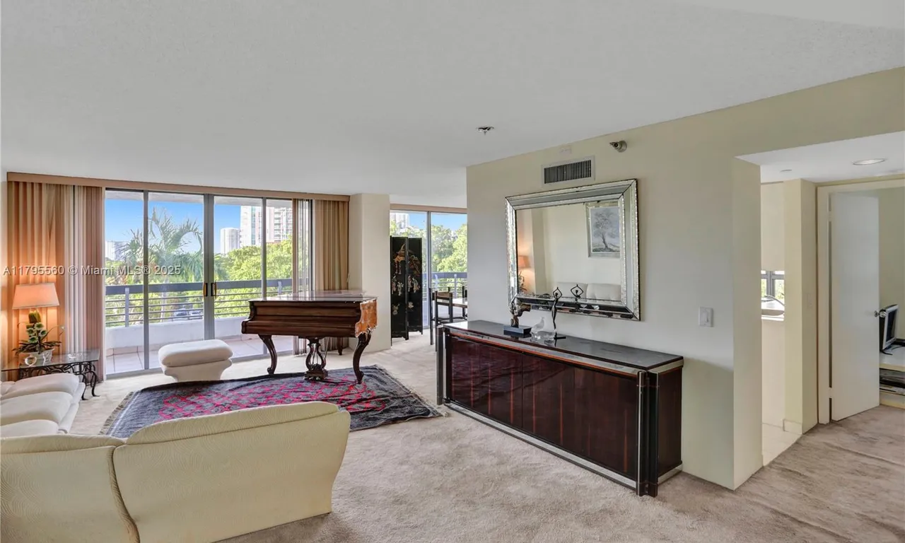 3400 NE 192nd St # 504, Aventura FL 33180