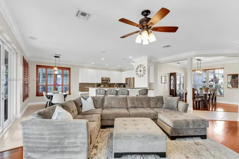 12641 Maypan Dr, Boca Raton FL 33428