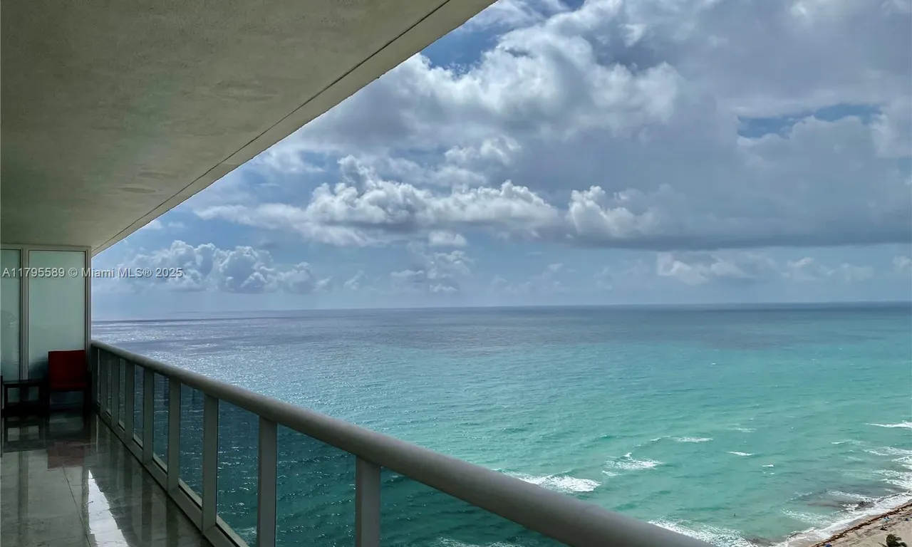 1830 S Ocean Dr # 2506, Hallandale Beach FL 33009