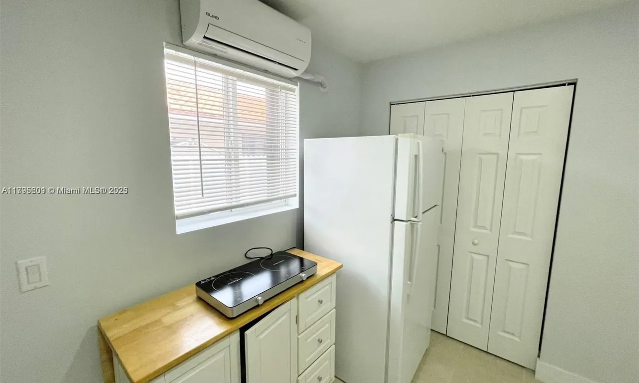 430 NW 51st Ave # A, Miami FL 33126