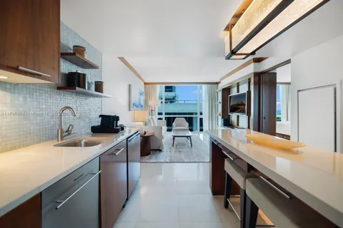 6801 Collins Ave # 502, Miami Beach FL 33141