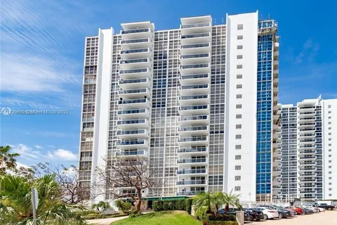 2701 N Ocean Blvd # 15E, Fort Lauderdale FL 33308