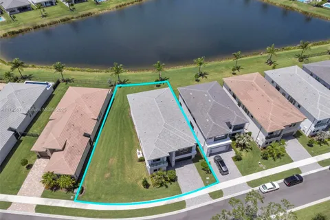 8215 Crystal Downs Ave, Boca Raton FL 33434