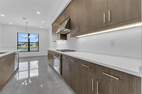 8215 Crystal Downs Ave, Boca Raton FL 33434