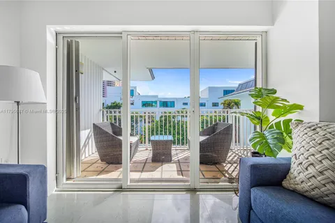 290 Sunrise Dr # K, Key Biscayne FL 33149