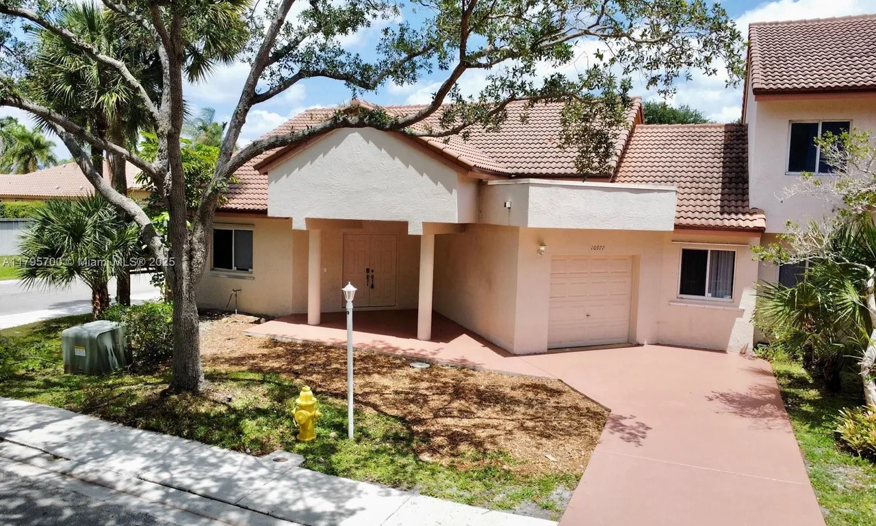 10977 W Broward Blvd, Plantation FL 33324