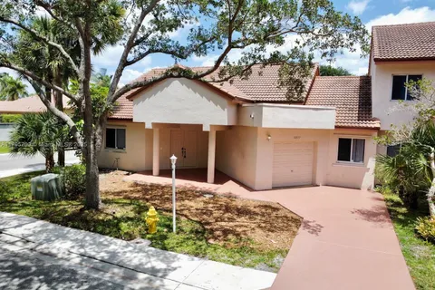 10977 W Broward Blvd, Plantation FL 33324